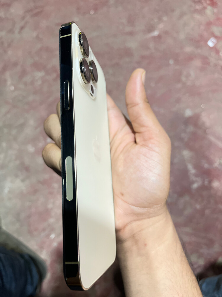 IPhone 14 pro max - 4