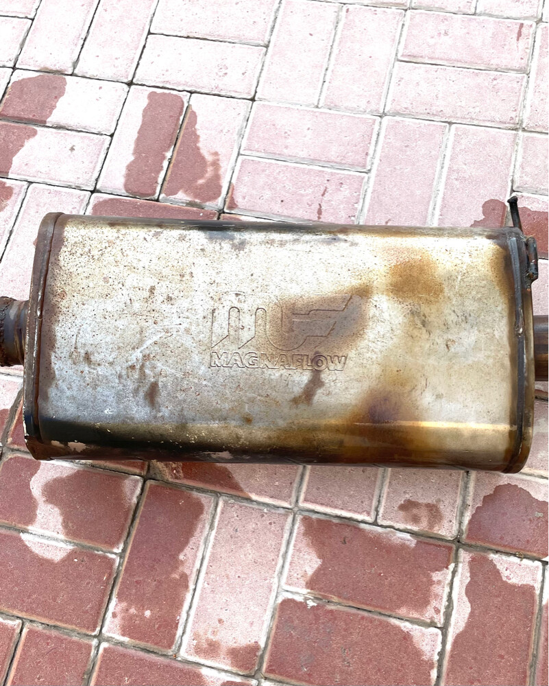magnaflow muffler  - 1