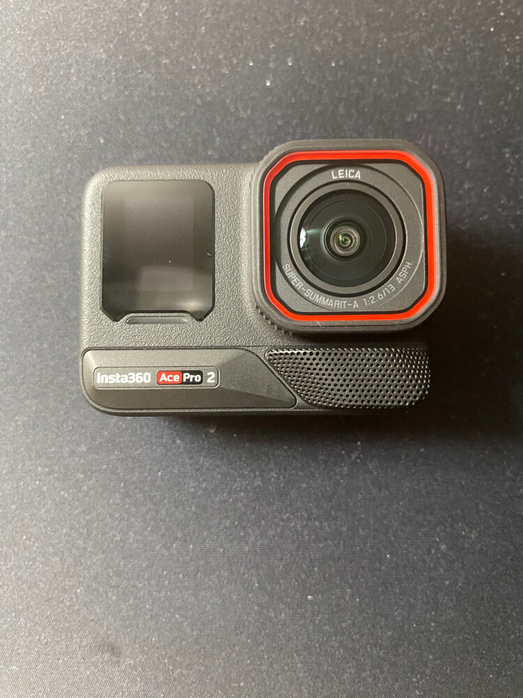 Insta360 Ace Pro 2  - 1
