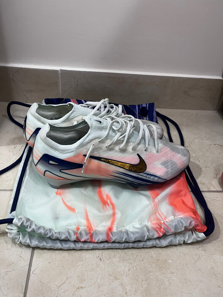 100% original from nike !!! MDS!! - 2