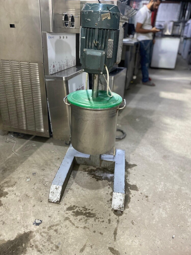 hummus machine - 1
