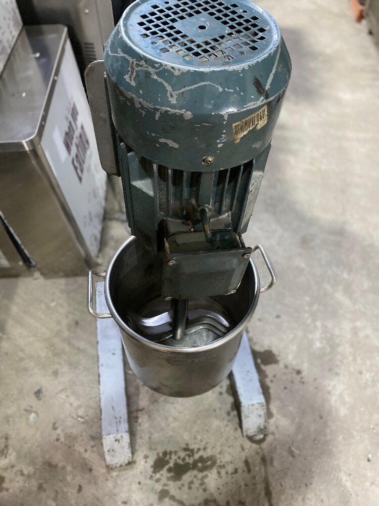 hummus machine - 3