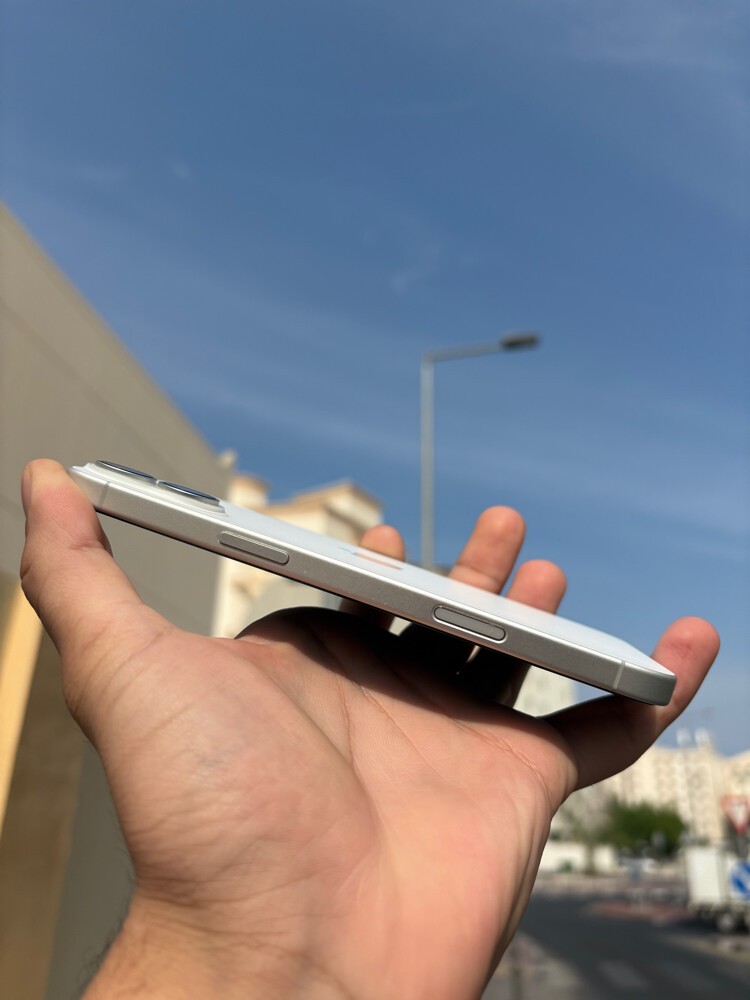 iphone 16 plus  - 4
