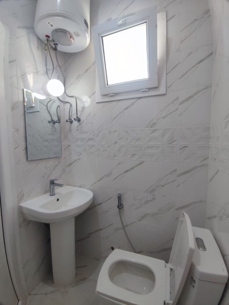 Room for rent - 7