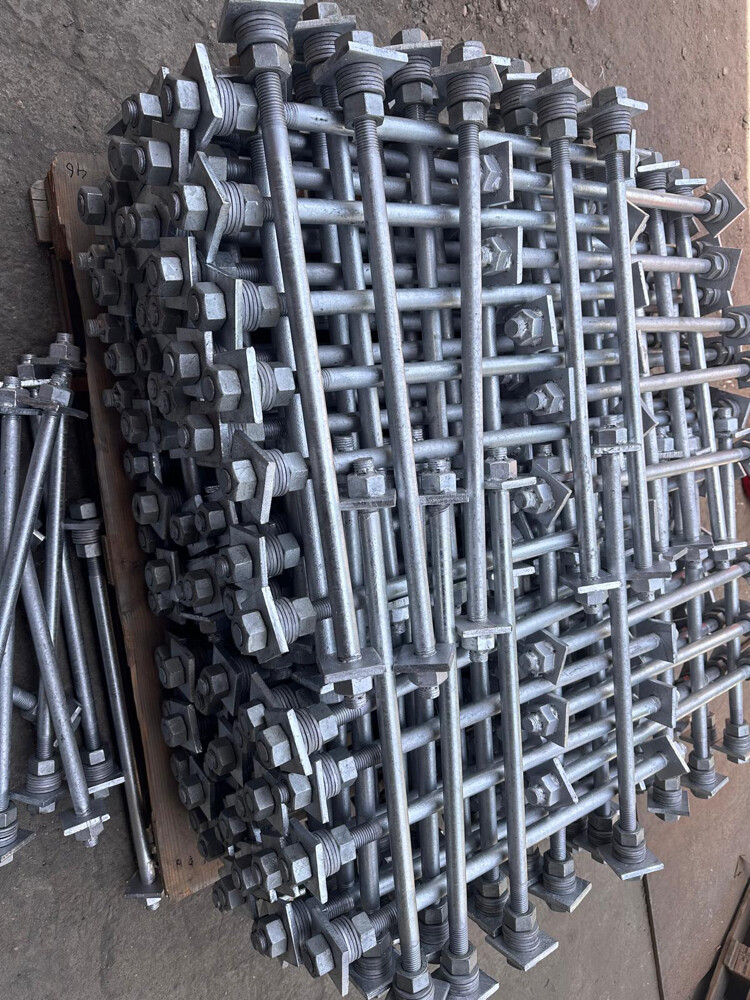ANCHOR BOLT ,4,6 8.8 B7 STUD - 1