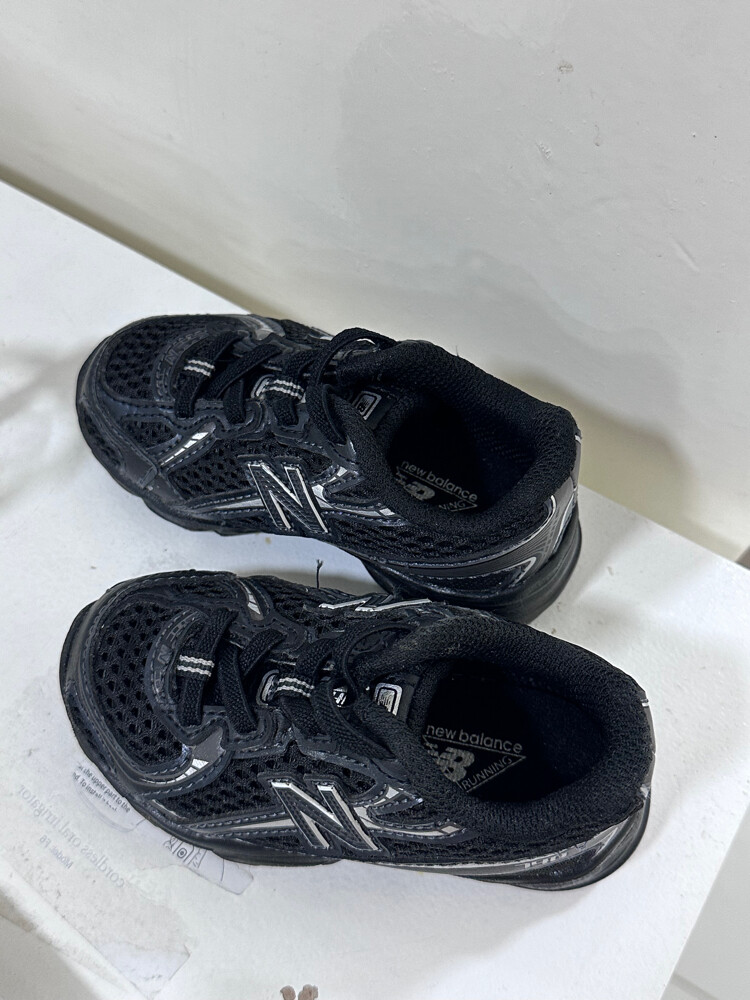 New Balance shoes for kids - 2