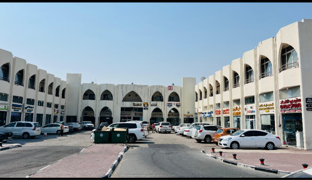 shop and office for rent - 16