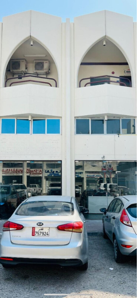 shop and office for rent - 14