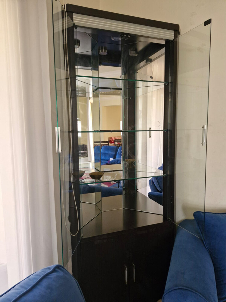 corner glass display cabinet - 1