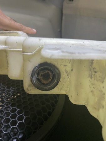 WINDSHIELD WASHER RESERVOIR Tank - 2