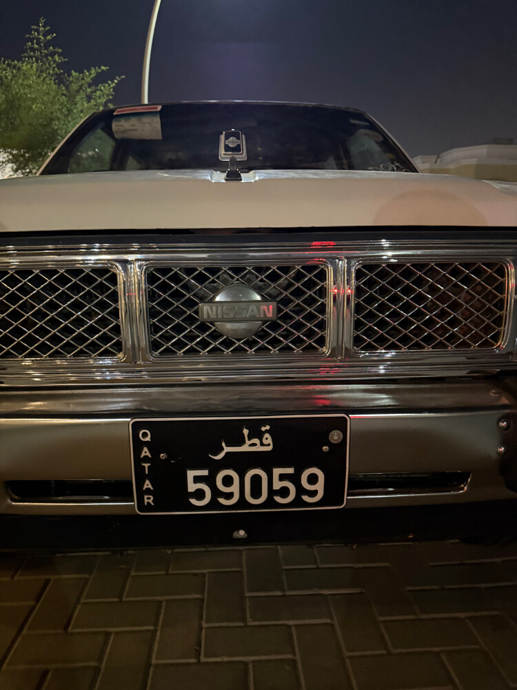 للبيع نيسان بيك أب كلاسيك موديل 1992 مجددة كامل والمكينة موضبه كل القطع وكالة - 2