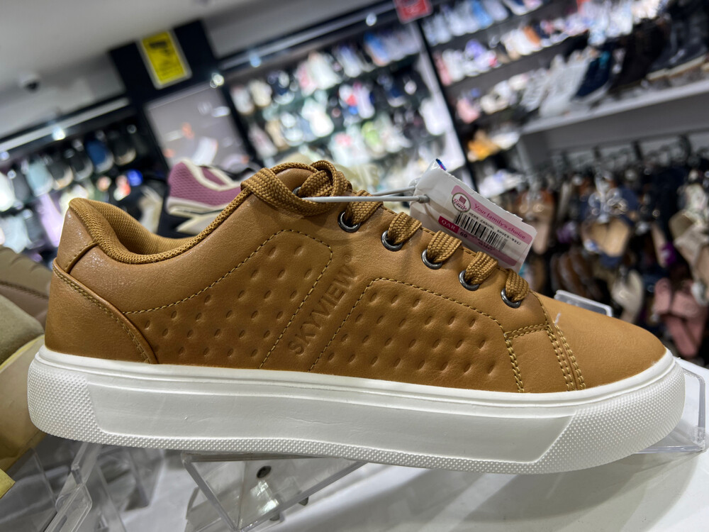 sneakers shoes - 1