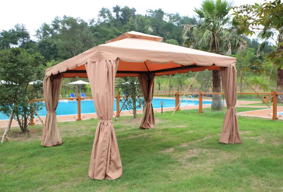 Tents 4x4M - 2