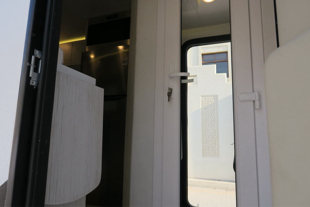 كرفان جمس 2500 أج دي - 10