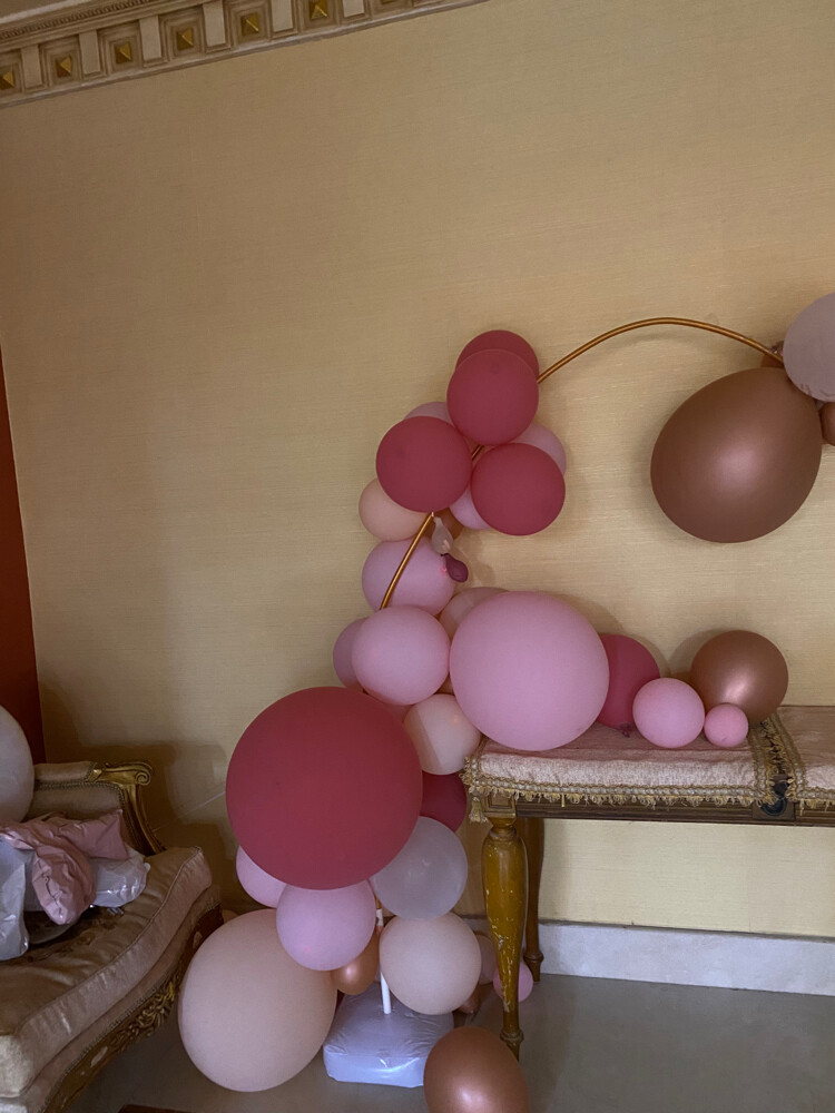 pallons stand for party - 2