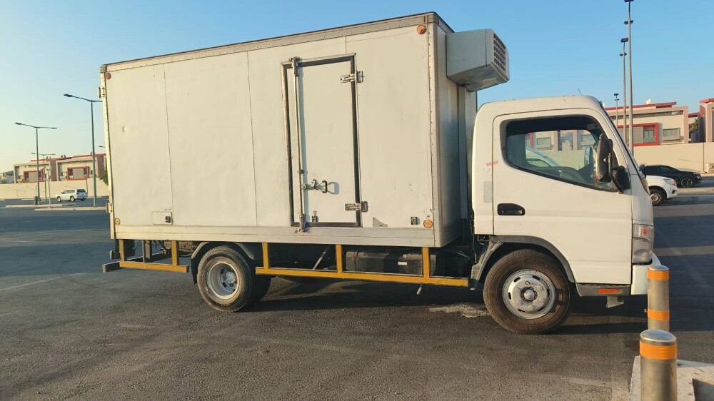 chiller freezer truck - 3