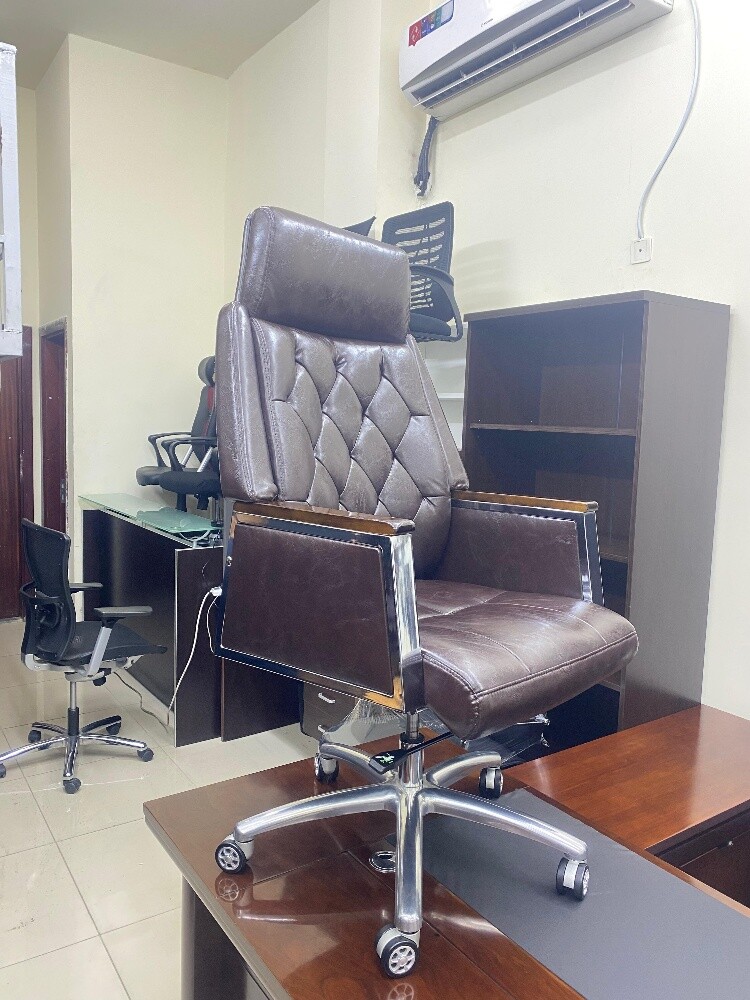 Use office furniture buy and sale - 3