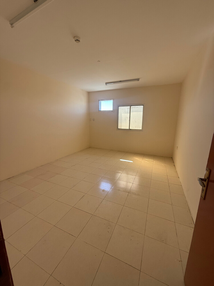 سكن بالمنطقة الصناعية - 3