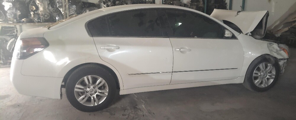 Altima 2012 everything available - 2