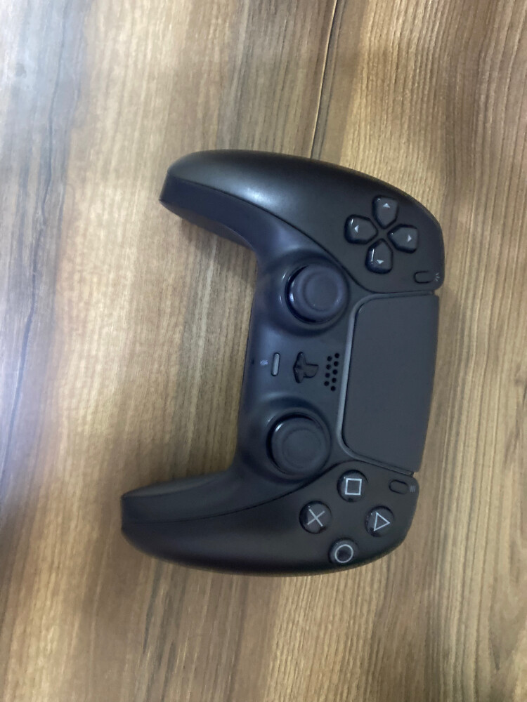Sony 5 controller - 1