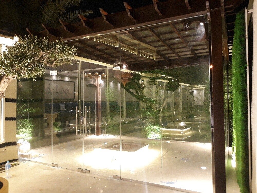 All glass fitting and repair - 12