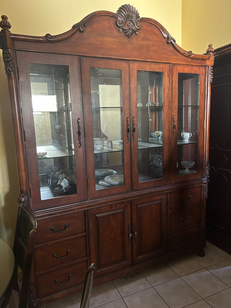 طاولة طعام مع خزانة صحون - 3