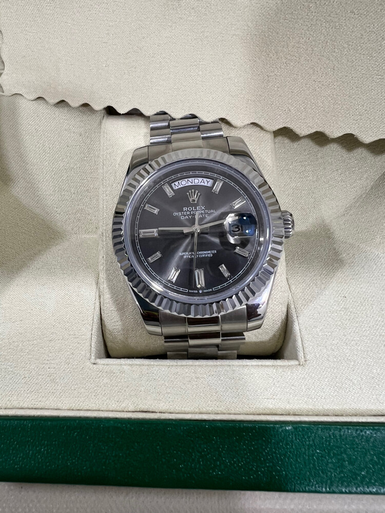 Rolex - 2