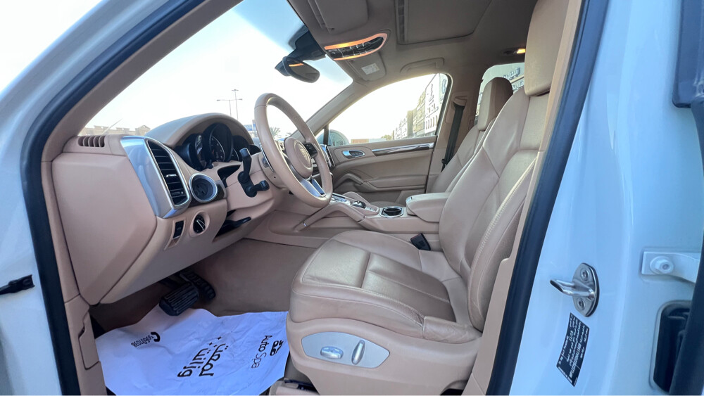 Porsche cayenne v62016 — photo 8 for sale in Qatar