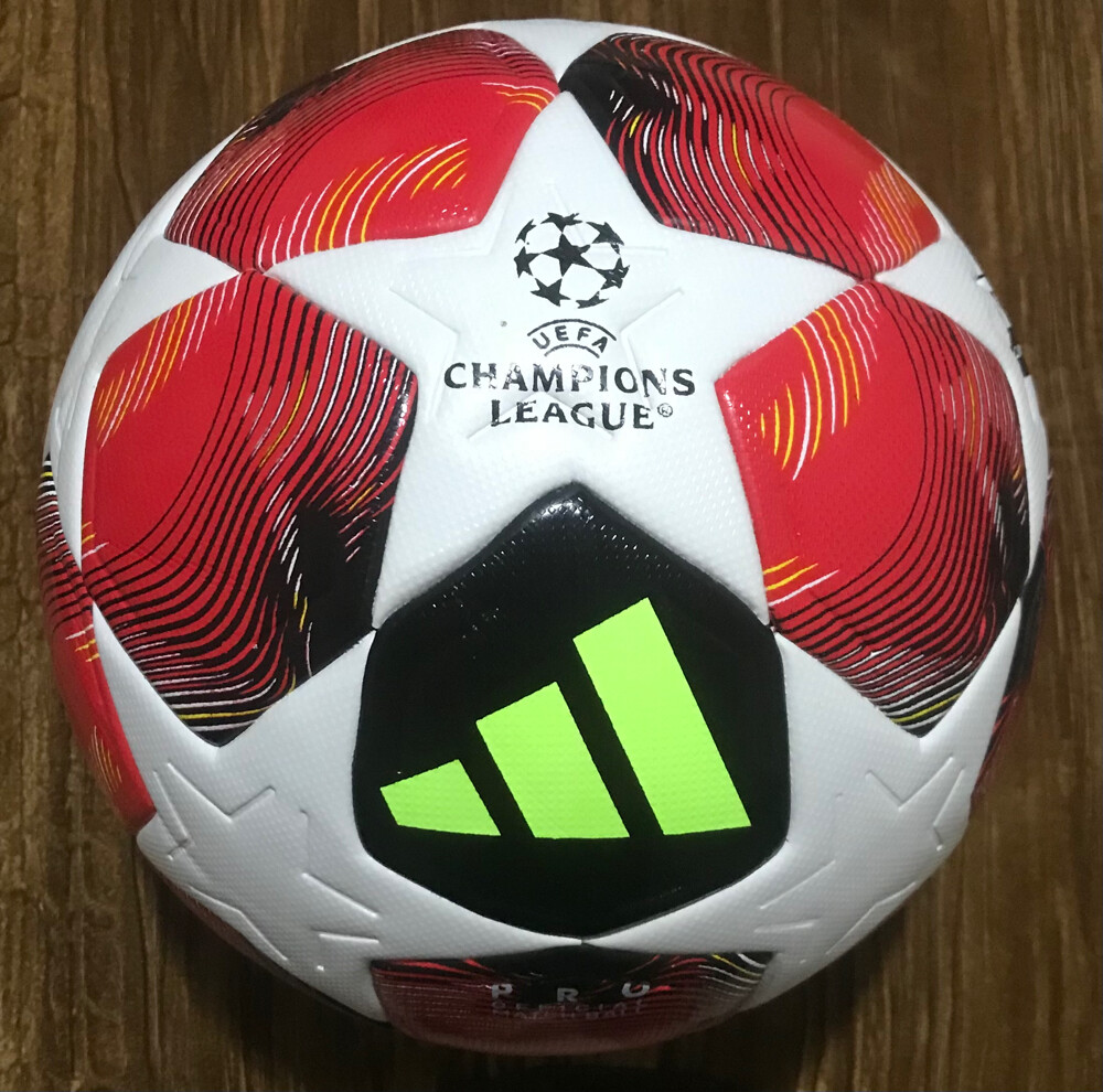Adidas and Nike footballs  - 7