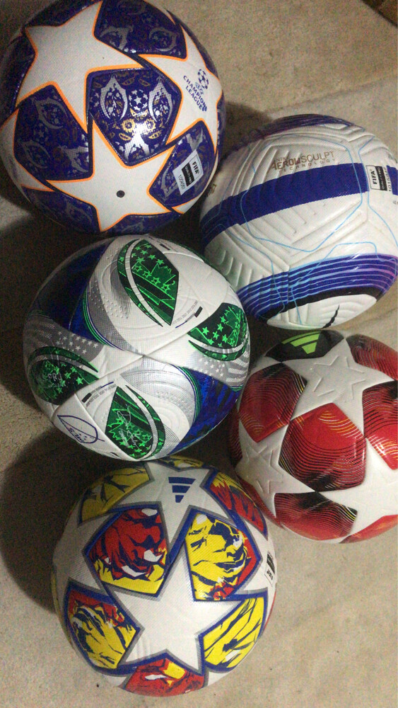 Adidas and Nike footballs  - 8