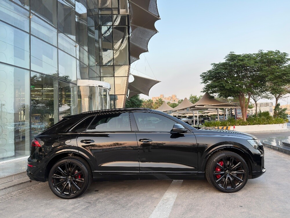 Audi SQ8 TFSI QUATTRO 2025 — photo 4 for sale in Qatar
