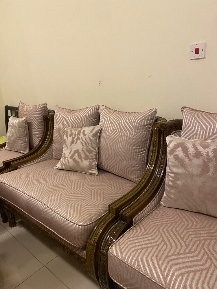 3+2+1+1sofa - 1
