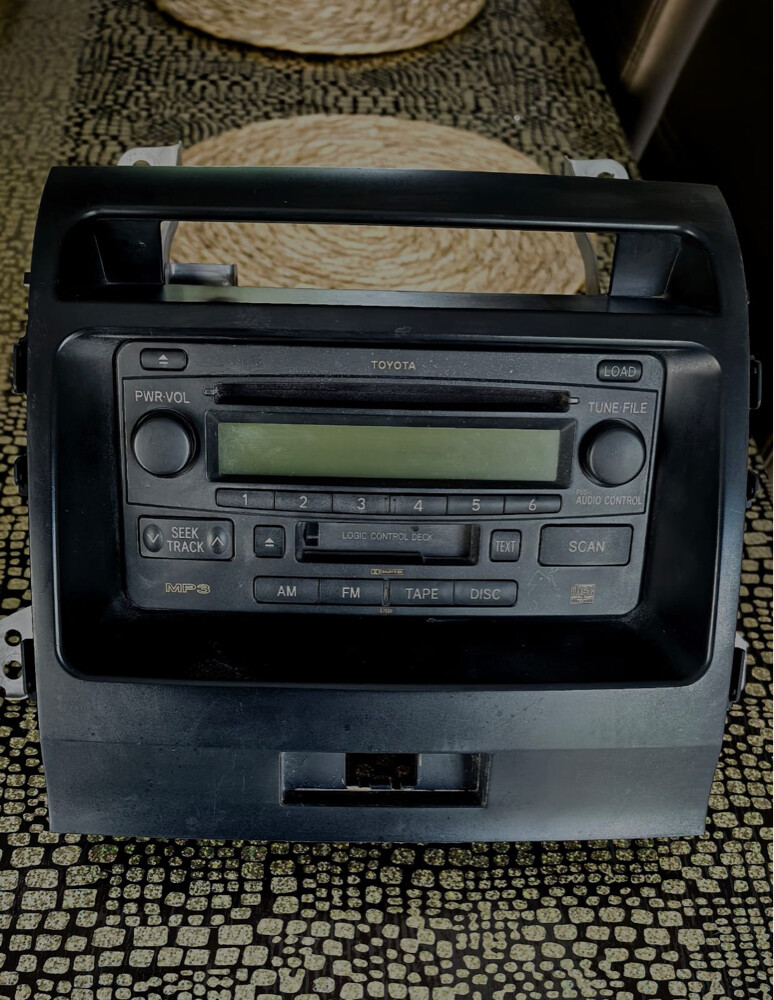 Land Cruiser radio - 2