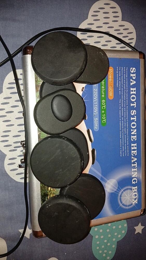 Hot Stone Heating for massage - 1