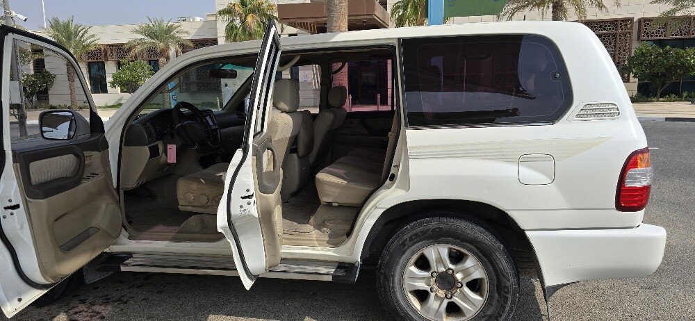 LAND CRUISER 2007 - V6 — photo 1 for sale in Qatar