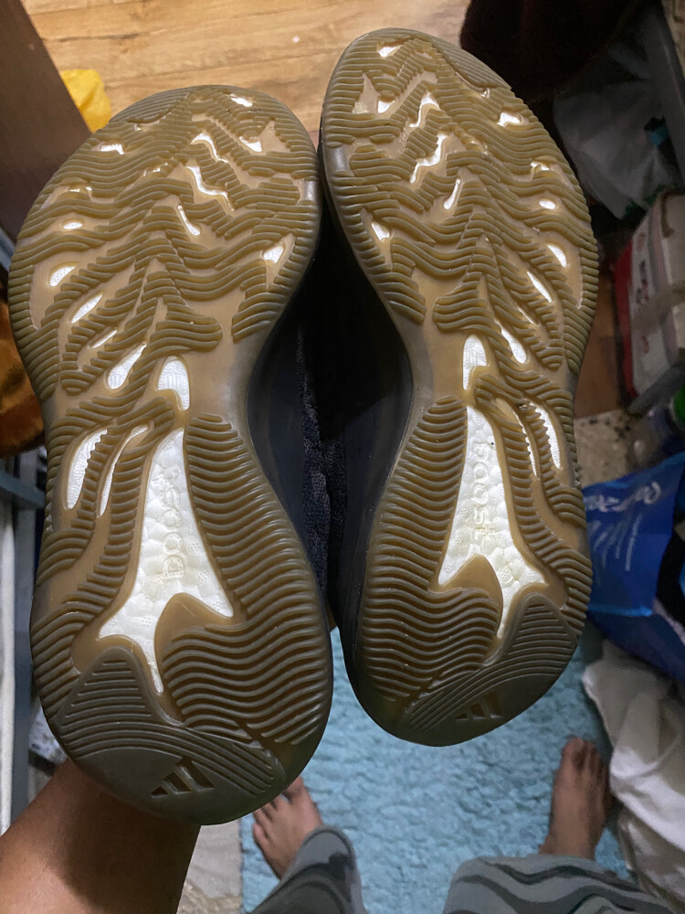 Adidas Yeezy Boost 380 "Onyx". - 6