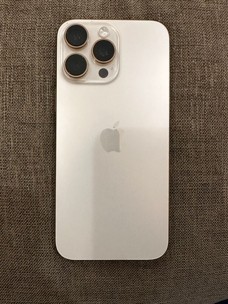 i phone 16 pro max  - 3