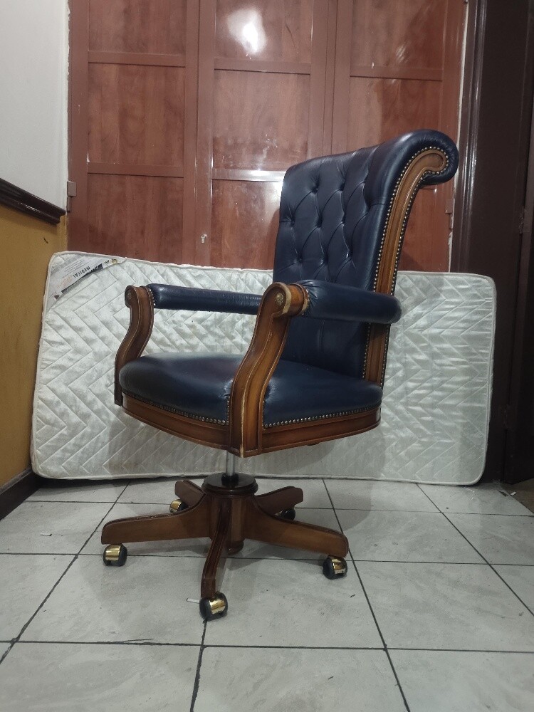 Excellent condition Exactive chai - 3