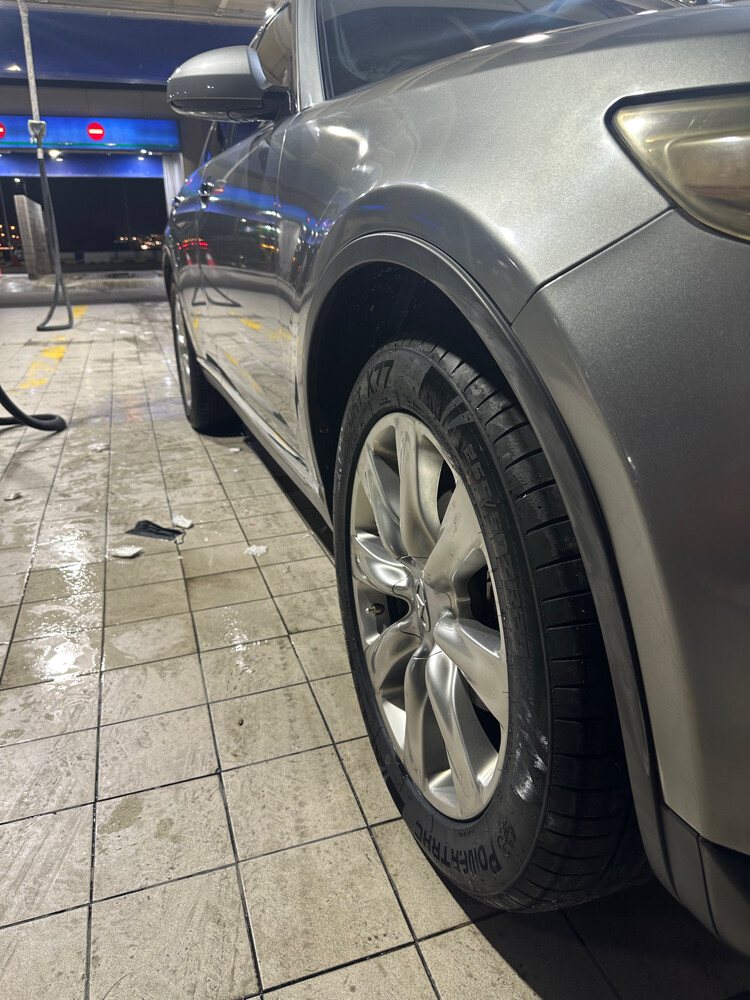 infiniti fx35 - 10
