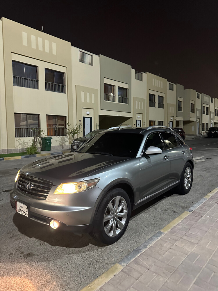 infiniti fx35 - 1