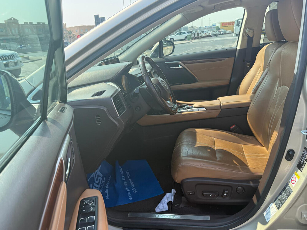 2016Lexus RX350 — photo 6 for sale in Qatar