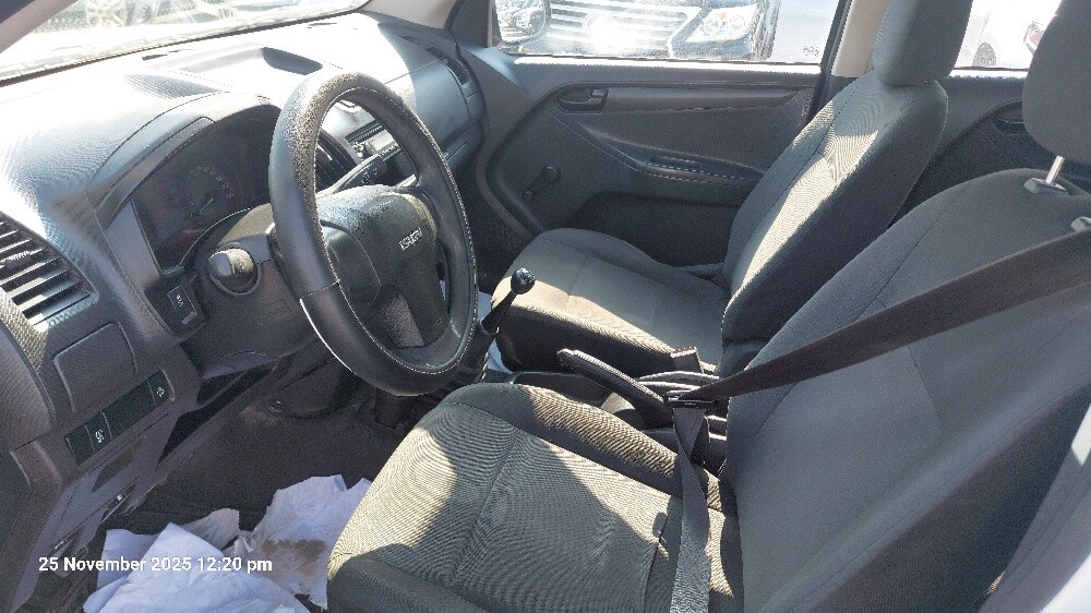 Isuzu D max 2017 - 7