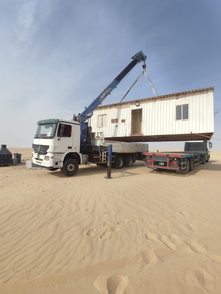 10 tan boom truck crains for rent - 1