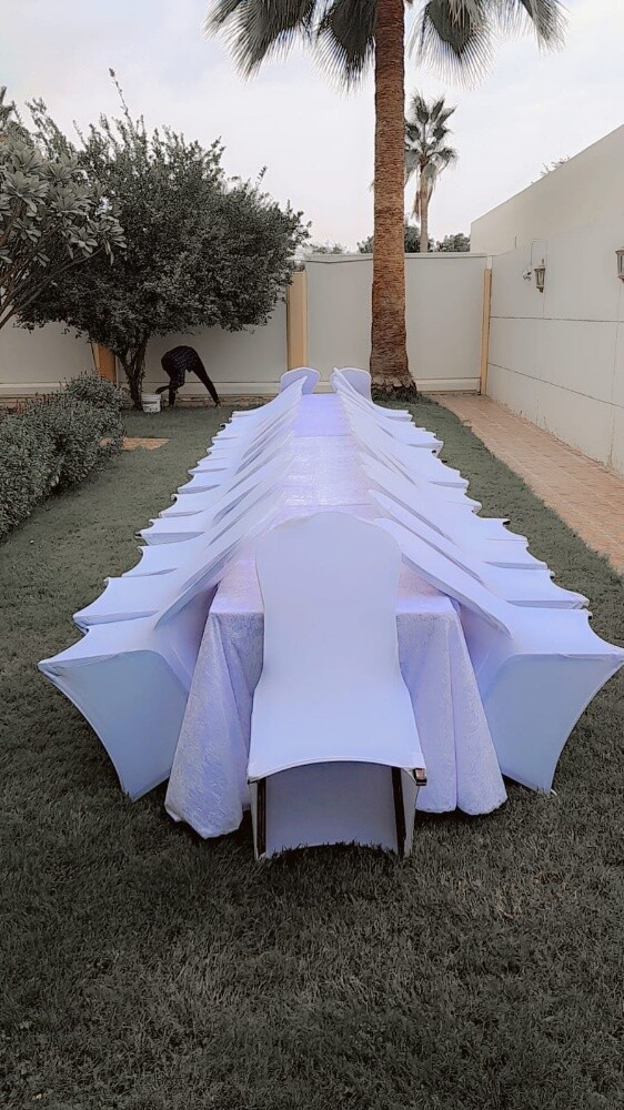 طاولات وكراسى - 1