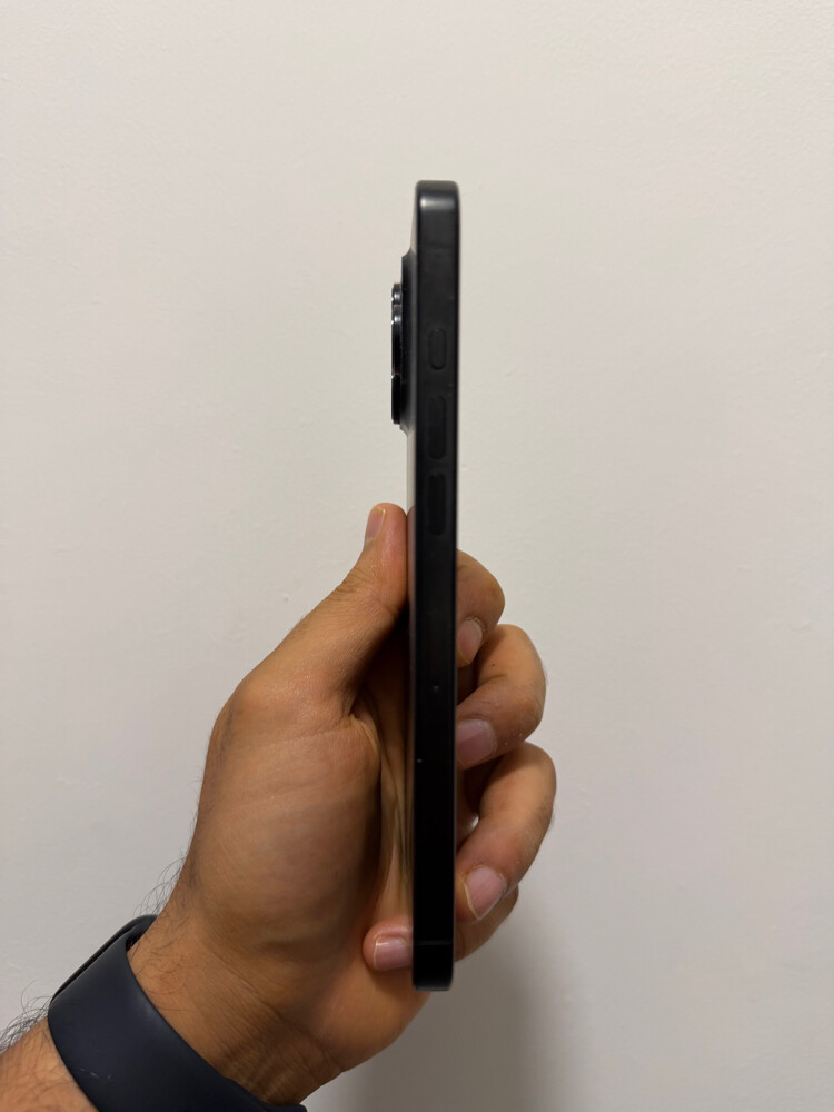 iPhone 16 Pro Max 256 GB - 5
