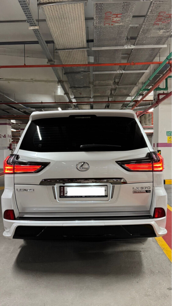 Lexus 2020 black edition  - 2