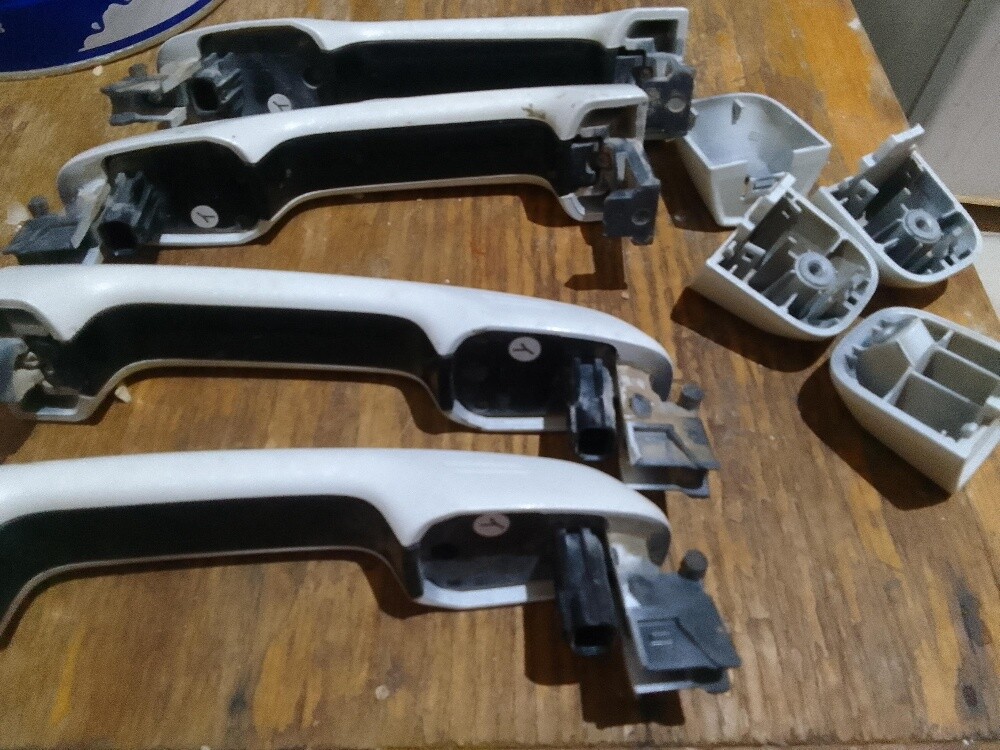 DOOR HANDLE LAND CRUISER GXR - 4