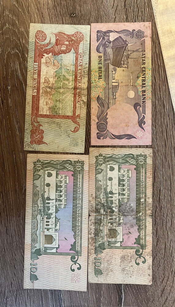 أوراق نقدية قطرية قديمة - 2