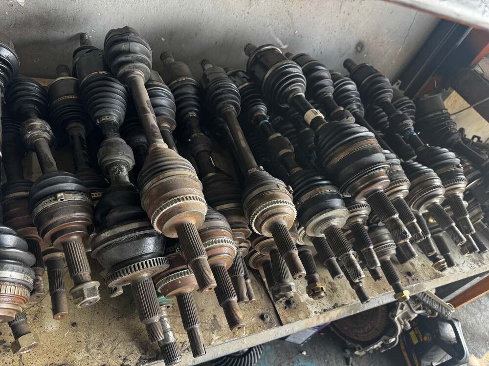 Camry 2000 to 2020 original axels - 1