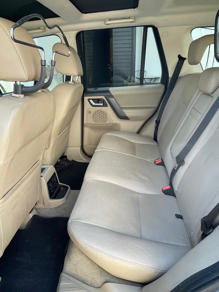 Land Rover LR2 HSE - 10